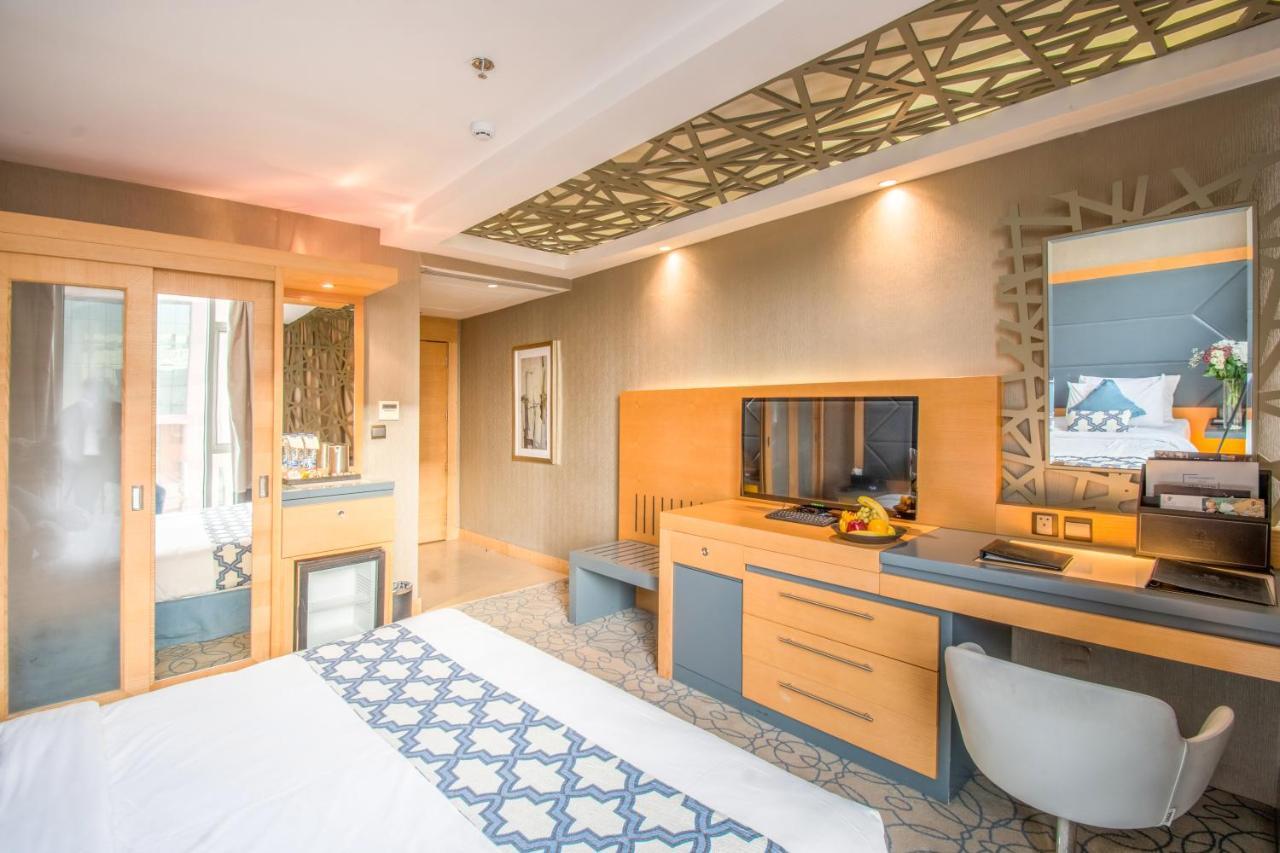 Grand Plaza - Gulf Hotel 4*