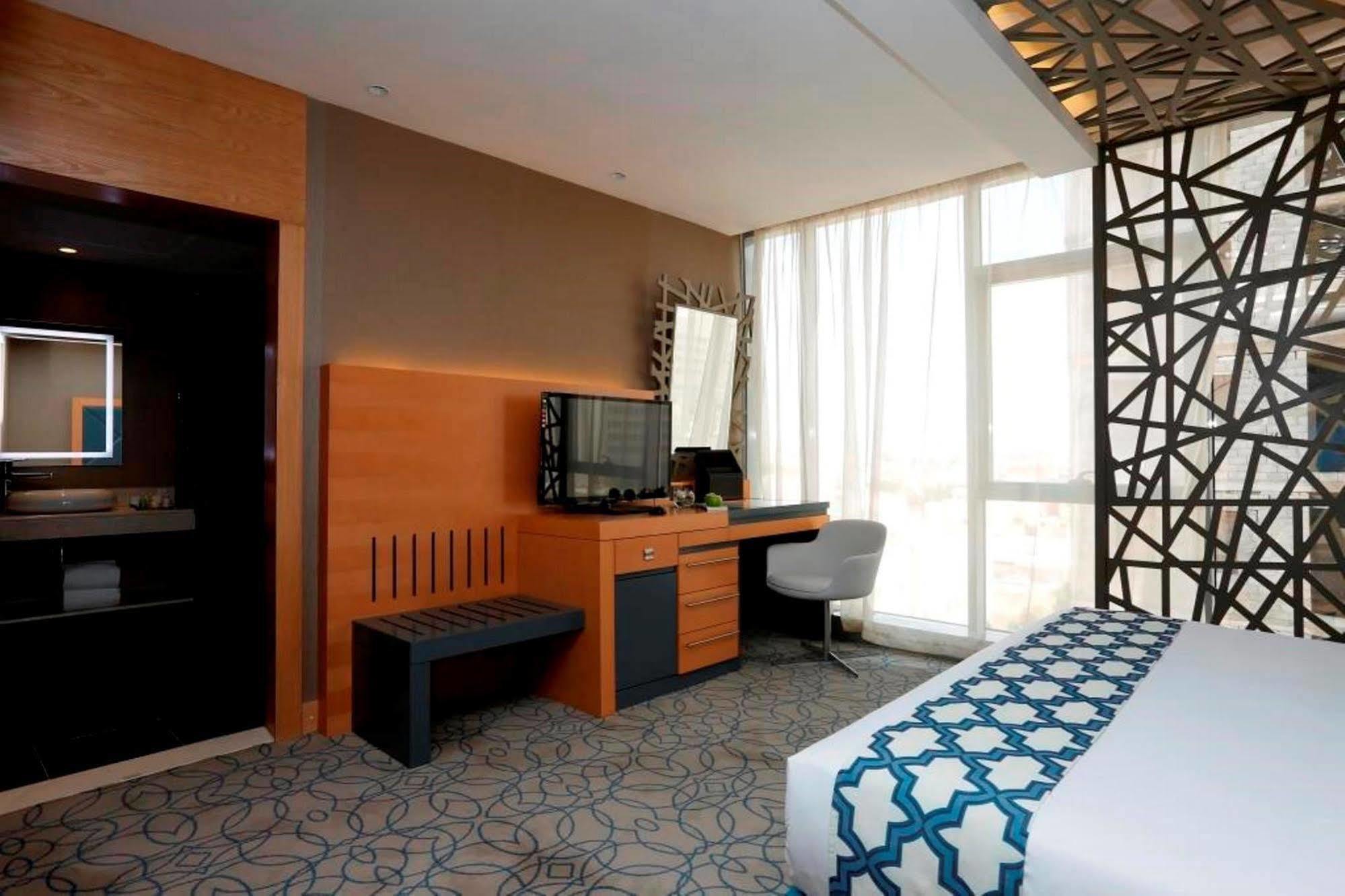 Grand Plaza - Gulf Hotel