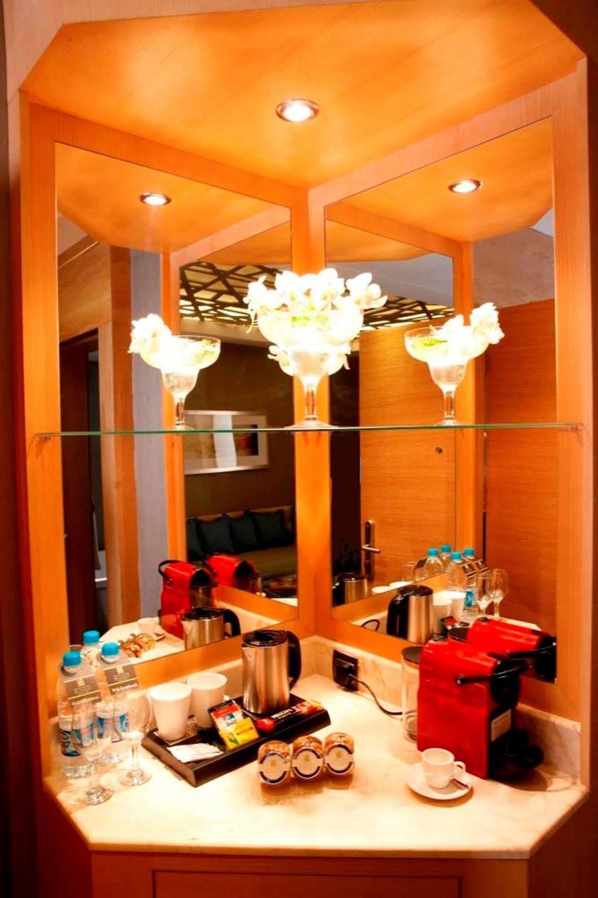 Grand Plaza - Gulf Hotel